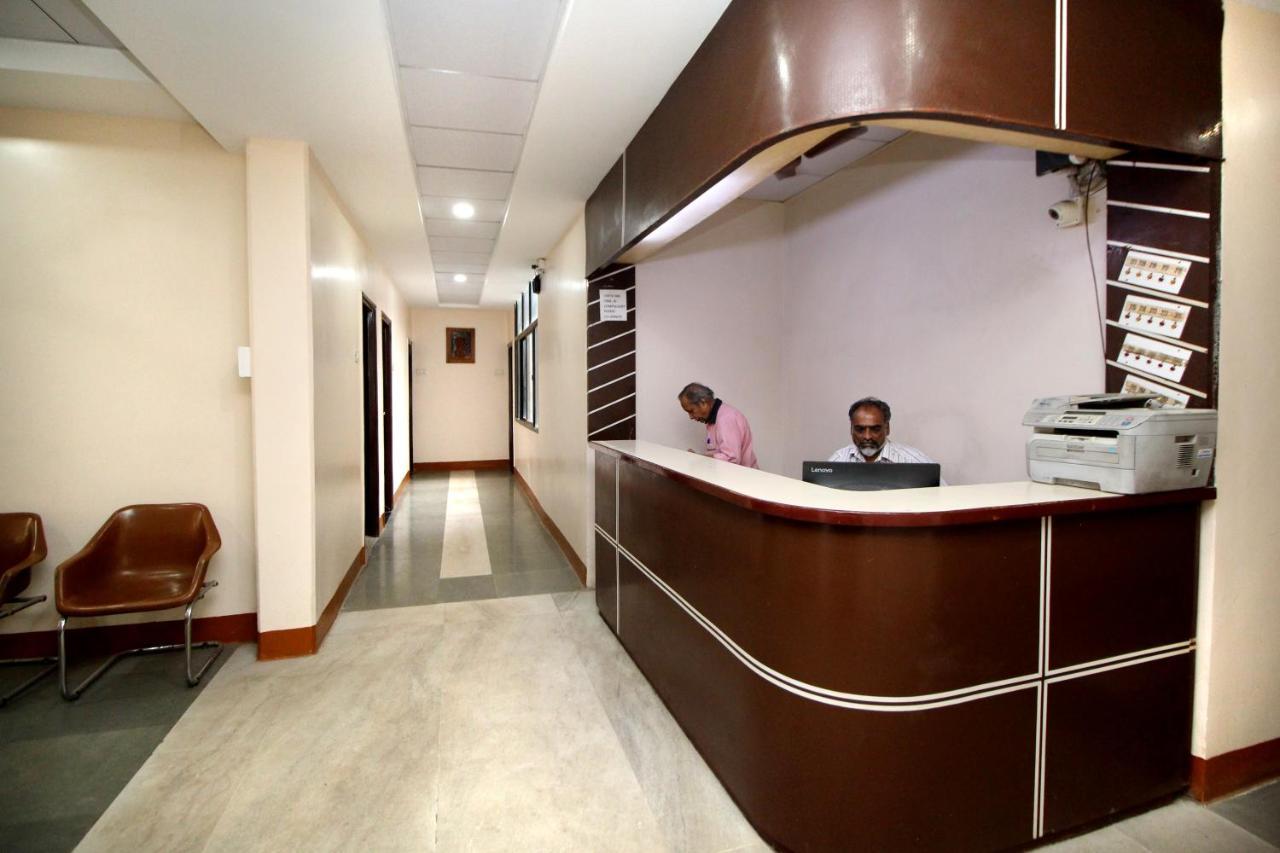 Hotel Gomatgiri Aurangabad  Bagian luar foto