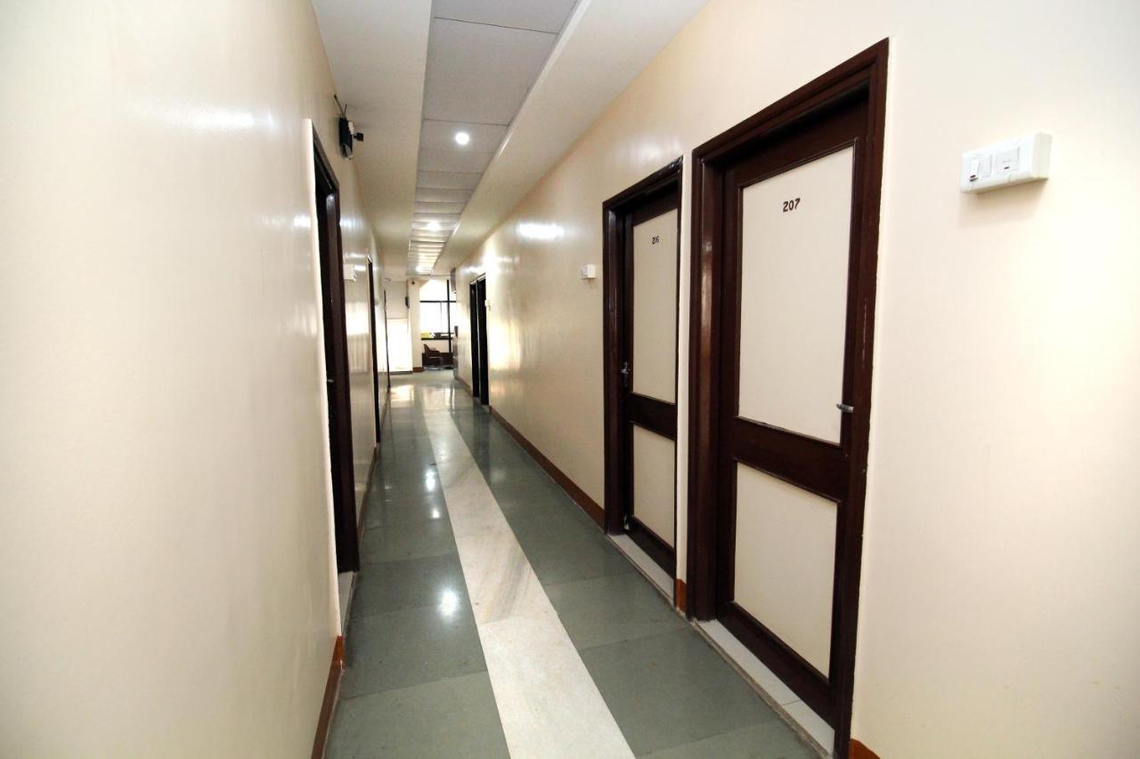 Hotel Gomatgiri Aurangabad  Bagian luar foto